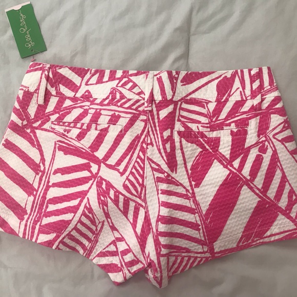 Lilly Pulitzer The Walsh Short NWT - Picture 2 of 3